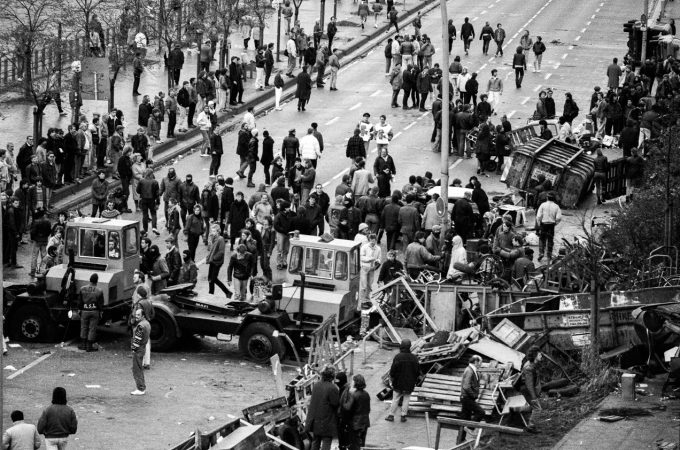 Abbau der Barrikaden auf der Hafenstraße 18.11.1987